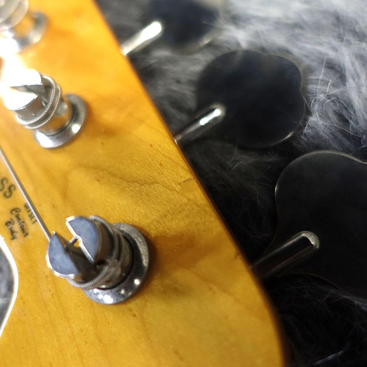 Japan Exclusive Classic 60's Jazz Bass 3-Color Sunburst Fender