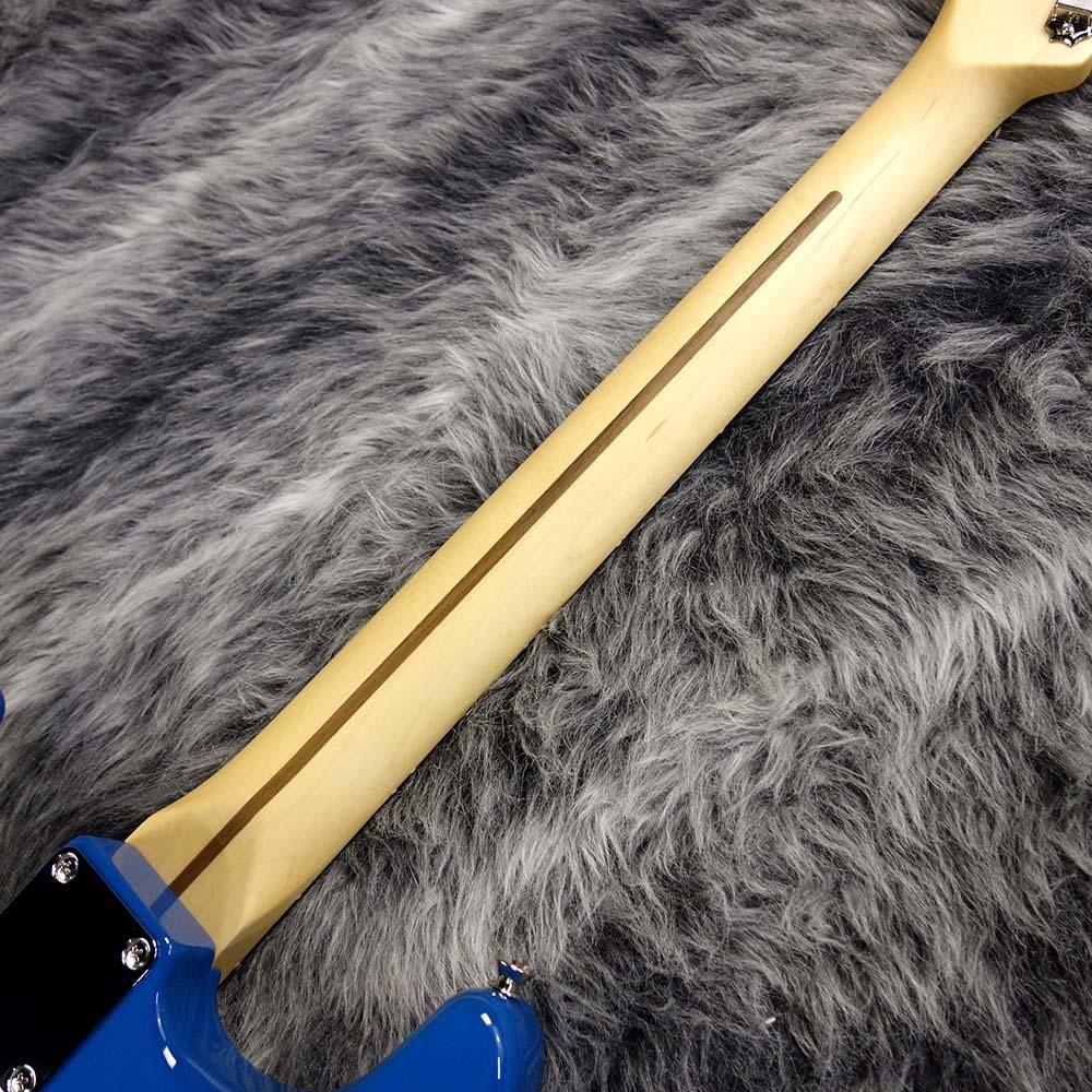 Made in Japan Hybrid II Stratocaster Forest Blue Fender