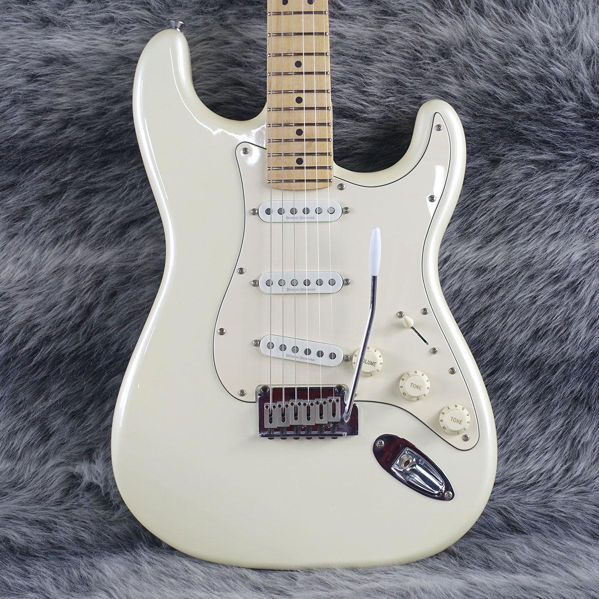 Deluxe Stratocaster / Pearl White Squier エレクトリックギター