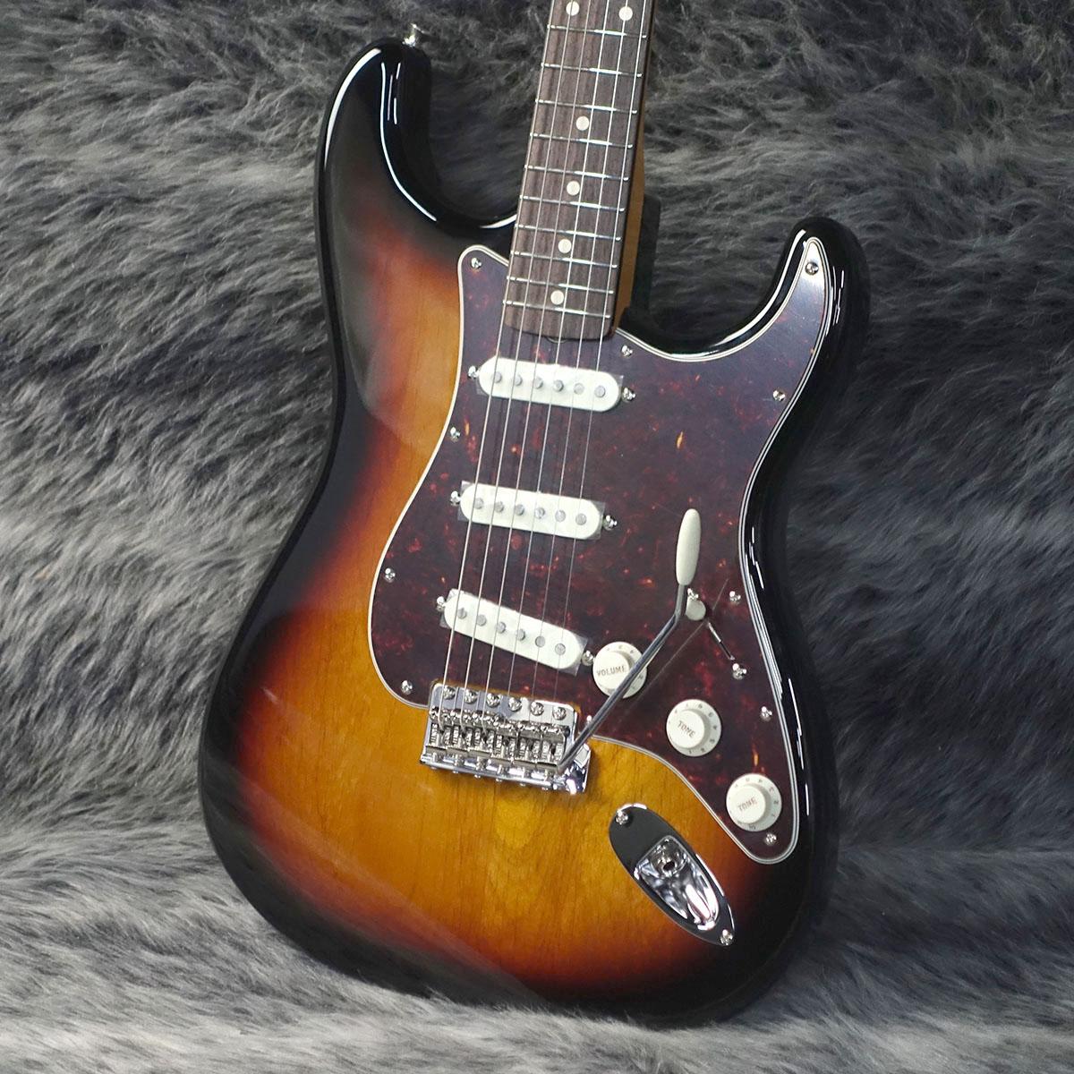 FSR Made in Japan Traditional II 60s Stratocaster 3-Color Sunburst 
