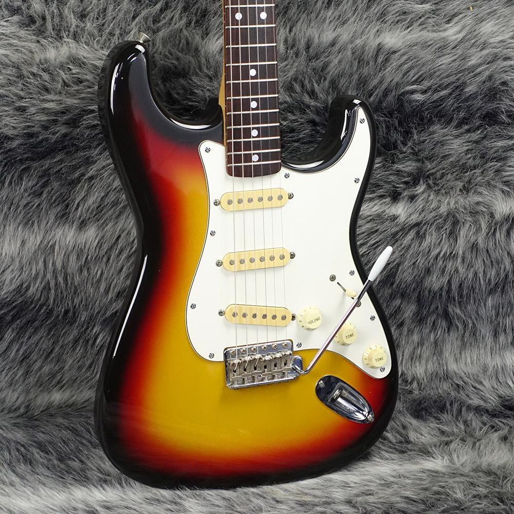 SST-33 R 3TS Squier エレクトリックギター ストラトキャスタータイプ