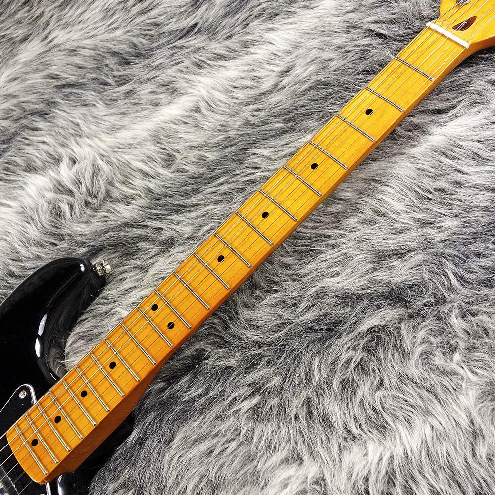 Classic Vibe 70s Stratocaster HSS Black Squier エレクトリック