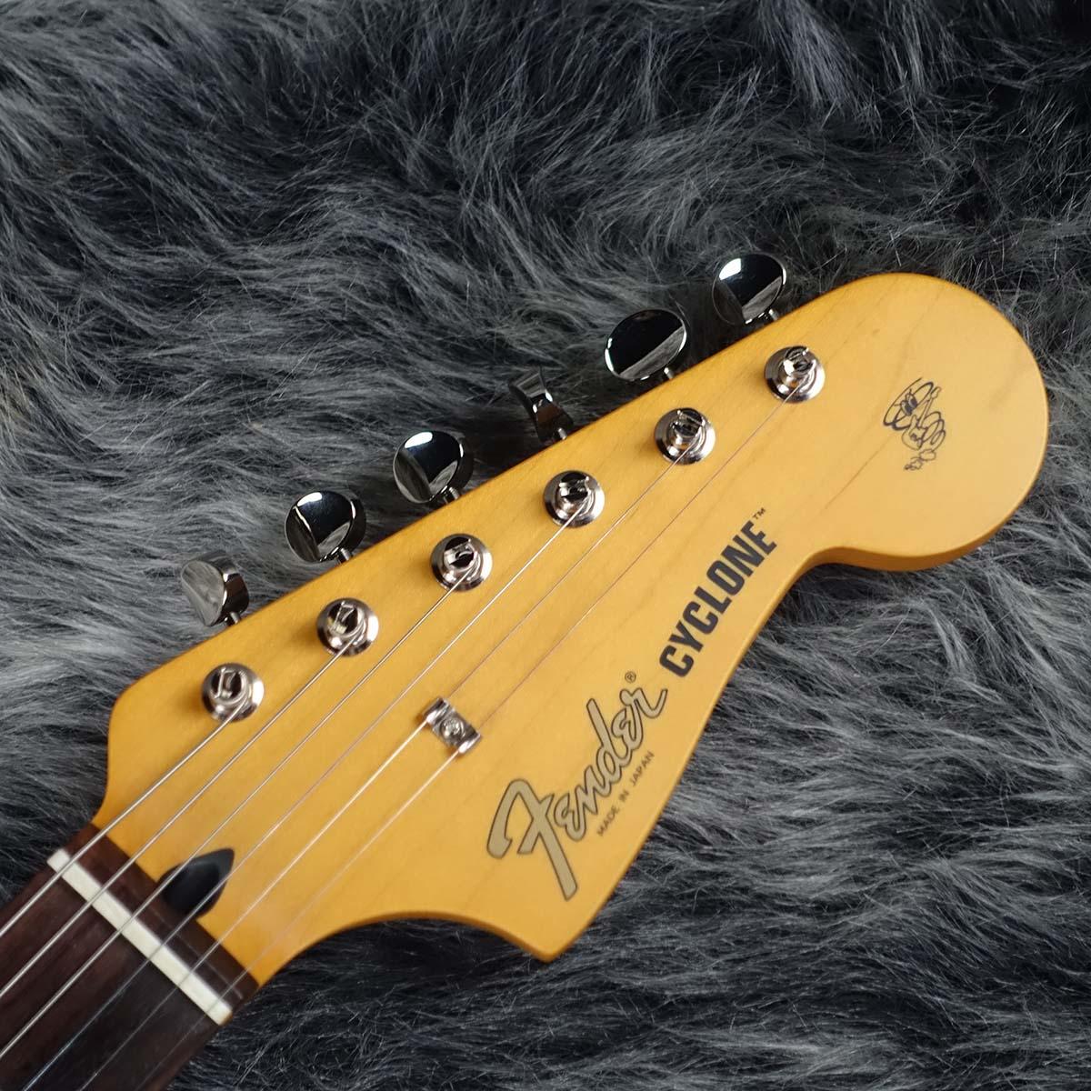 Made in Japan Limited Cyclone RW Fiesta Red Fender エレクトリック