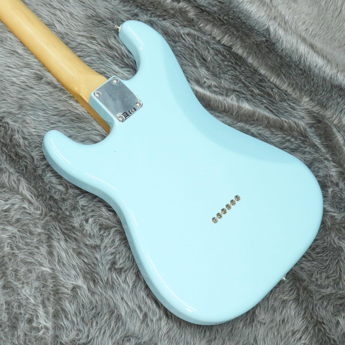 Noventa Stratocaster MN Daphne Blue Fender エレクトリックギター