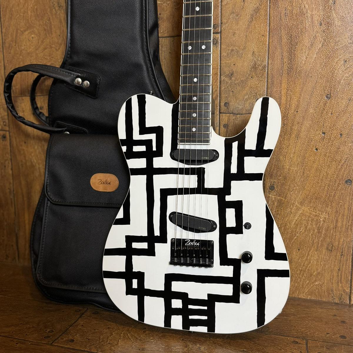 TC-HOTEI.R White Black Line Zodiacworks エレクトリックギター