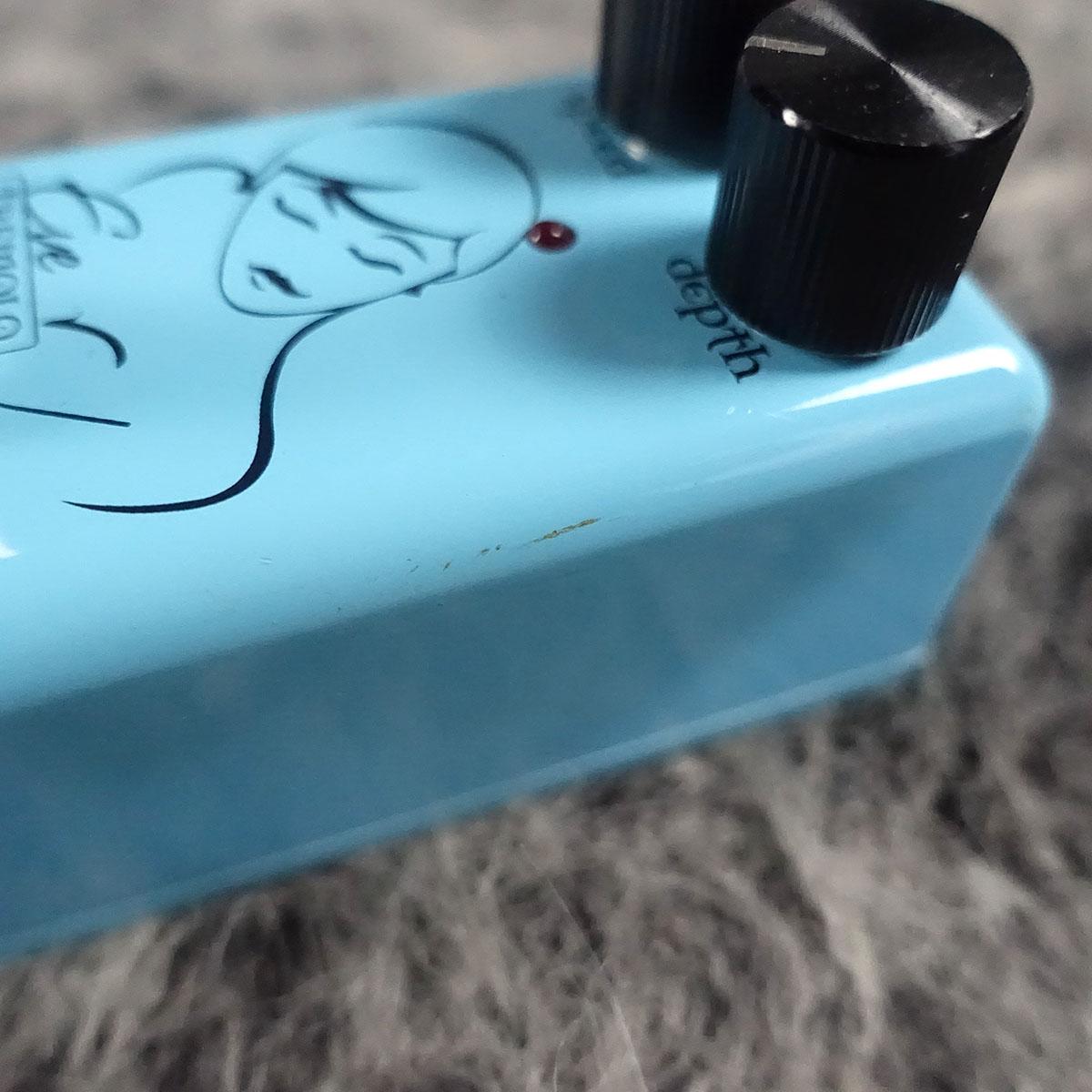 Red Witch Eve Tremolo トレモロ エフェクター Seven Sisters Eve Tremolo Red Witch ギター用エフェクター トレモロ