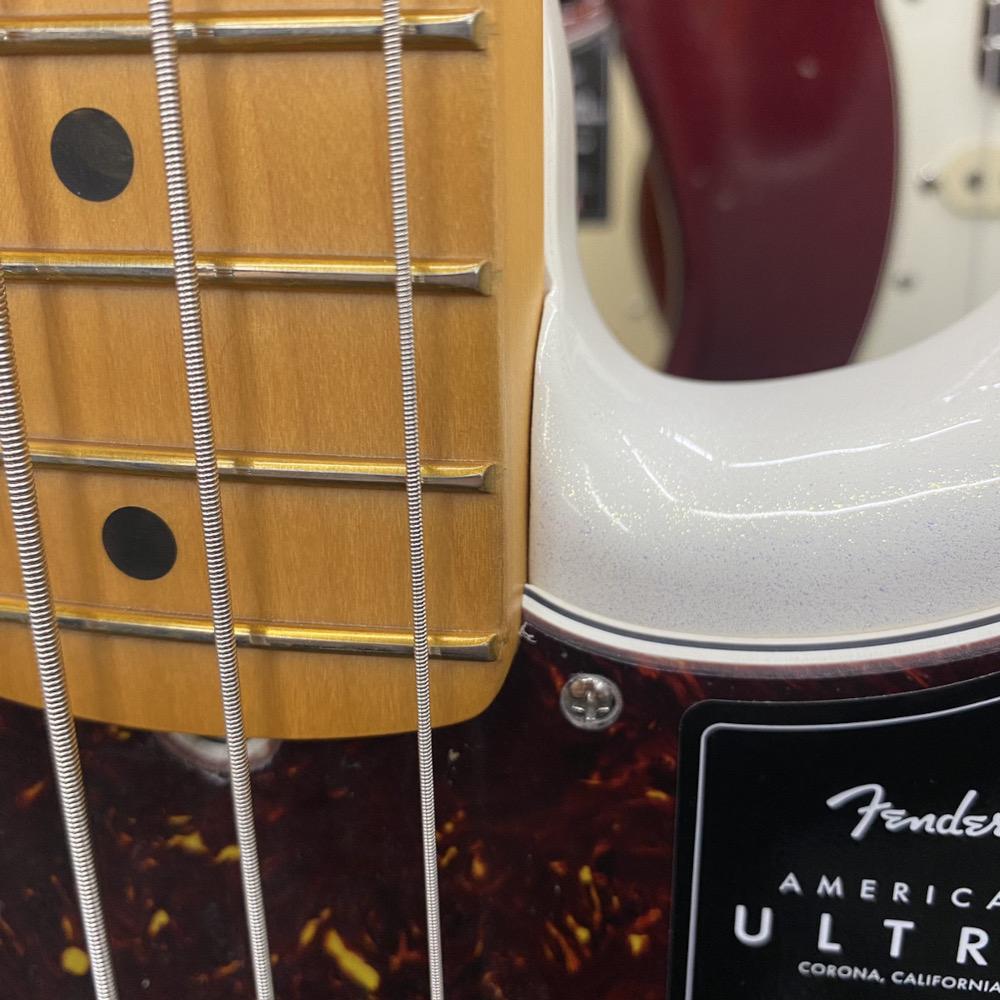American Ultra Precision Bass Arctic Pearl【B級特価品】 Fender