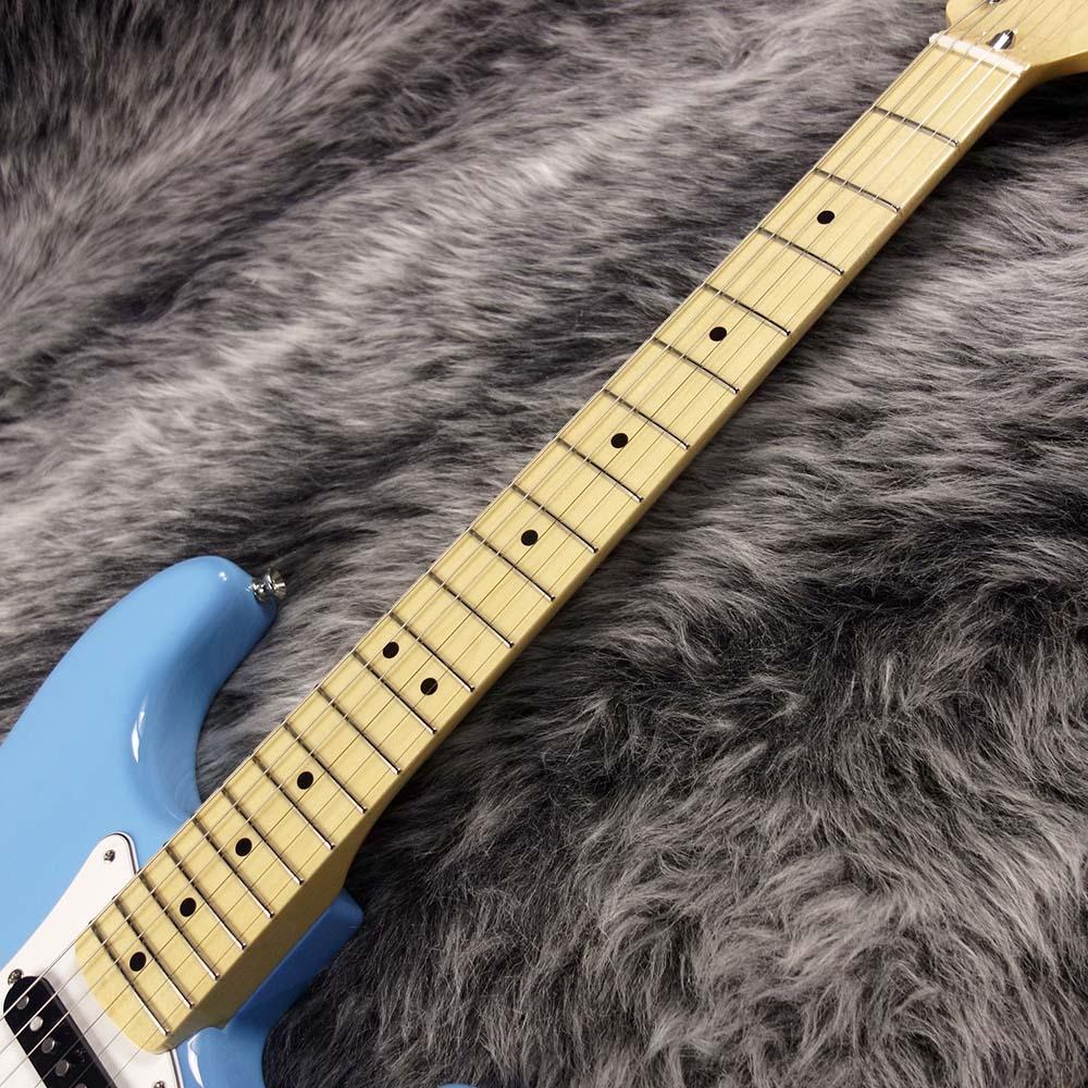 Made in Japan Limited International Color Stratocaster Maui Blue