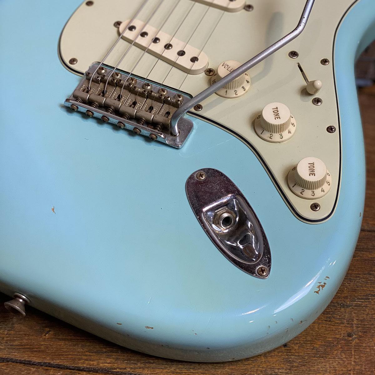 自作 ストラトキャスター Dust Blue コンポーネント 木製PG レリック 1960 Stratocaster Relic Daphne Blue 2001 Fender Custom Shop