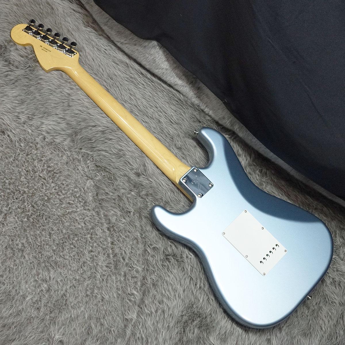 FSR Made in Japan Traditional Late 60s Stratocaster RW Ice Blue