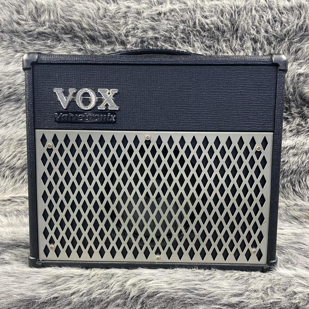 楽器 vox  ad15vt Vox AD15VT-XL Valvetronix Amp – Solid Used Condition | eBay