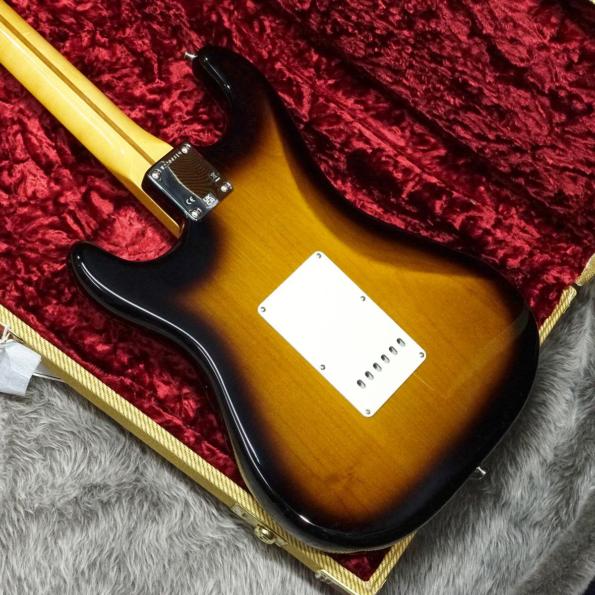 American Vintage II 1957 Stratocaster MN 2-Color Sunburst Fender