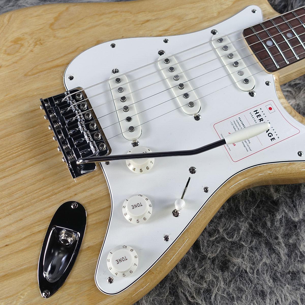 Made in Japan Heritage 70s Stratocaster / Natural Fender