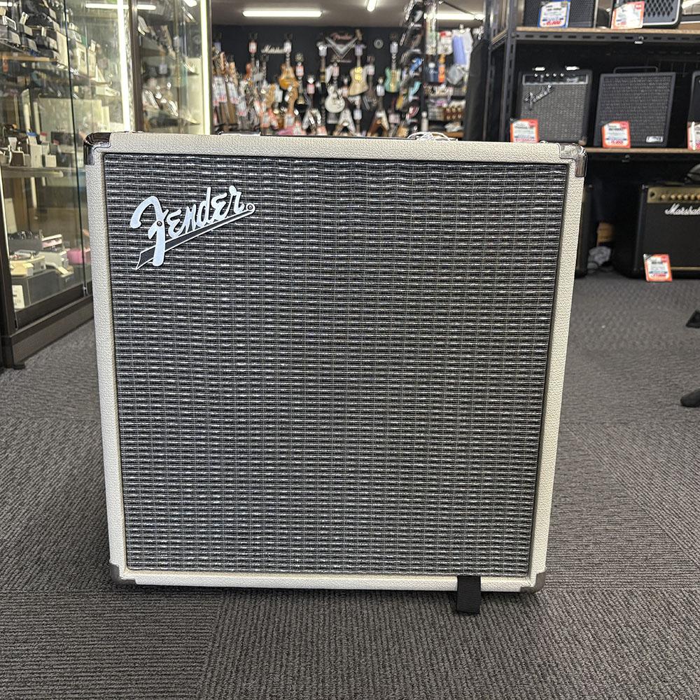 Rumble 40 V3 IVORY 100V JPN Fender ベース用アンプ/アンプ