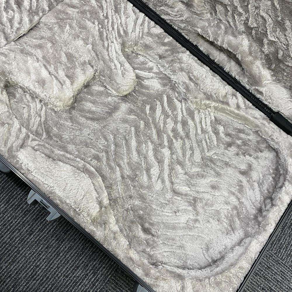 Deluxe Molded Bass Case Fender ギター/ベース用ケース ベース用