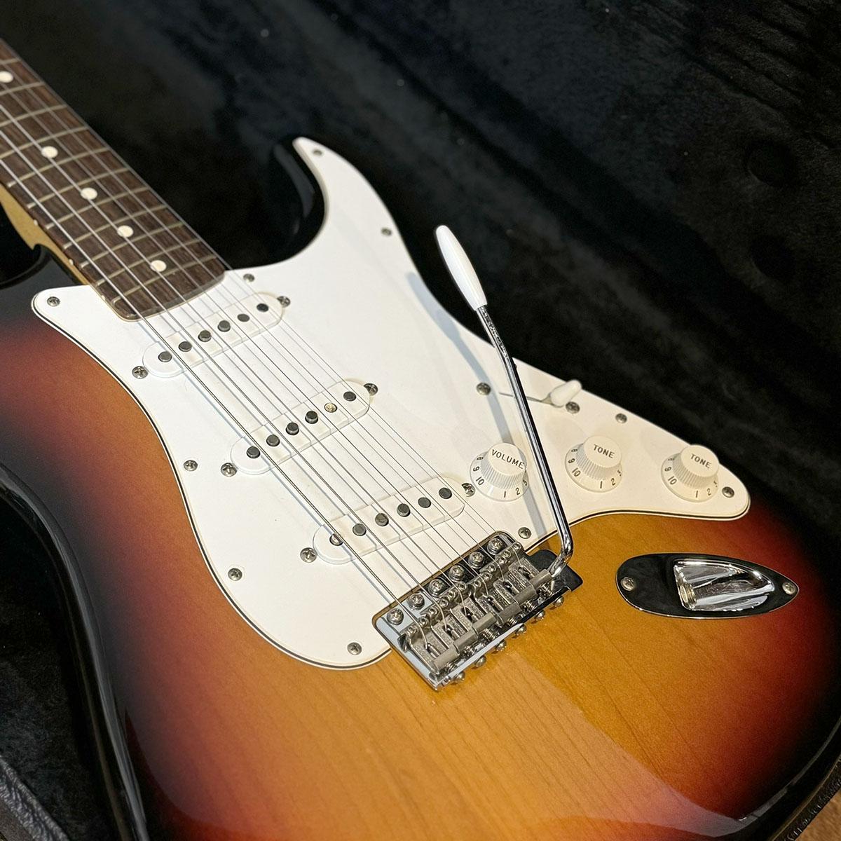 FSR American Vintage 70 Stratocaster 3Color Sunburst 2004 Fender