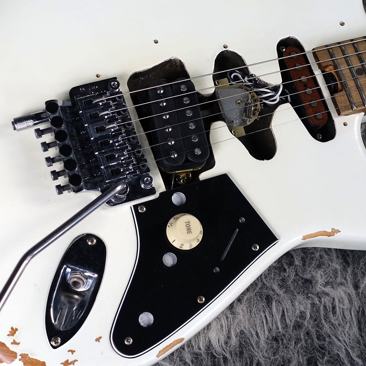 EVH フランケンシュタイン ホワイト 美品 ソフトケース付き　送料込 Frankenstein Relic White EVH エレクトリックギター ストラト