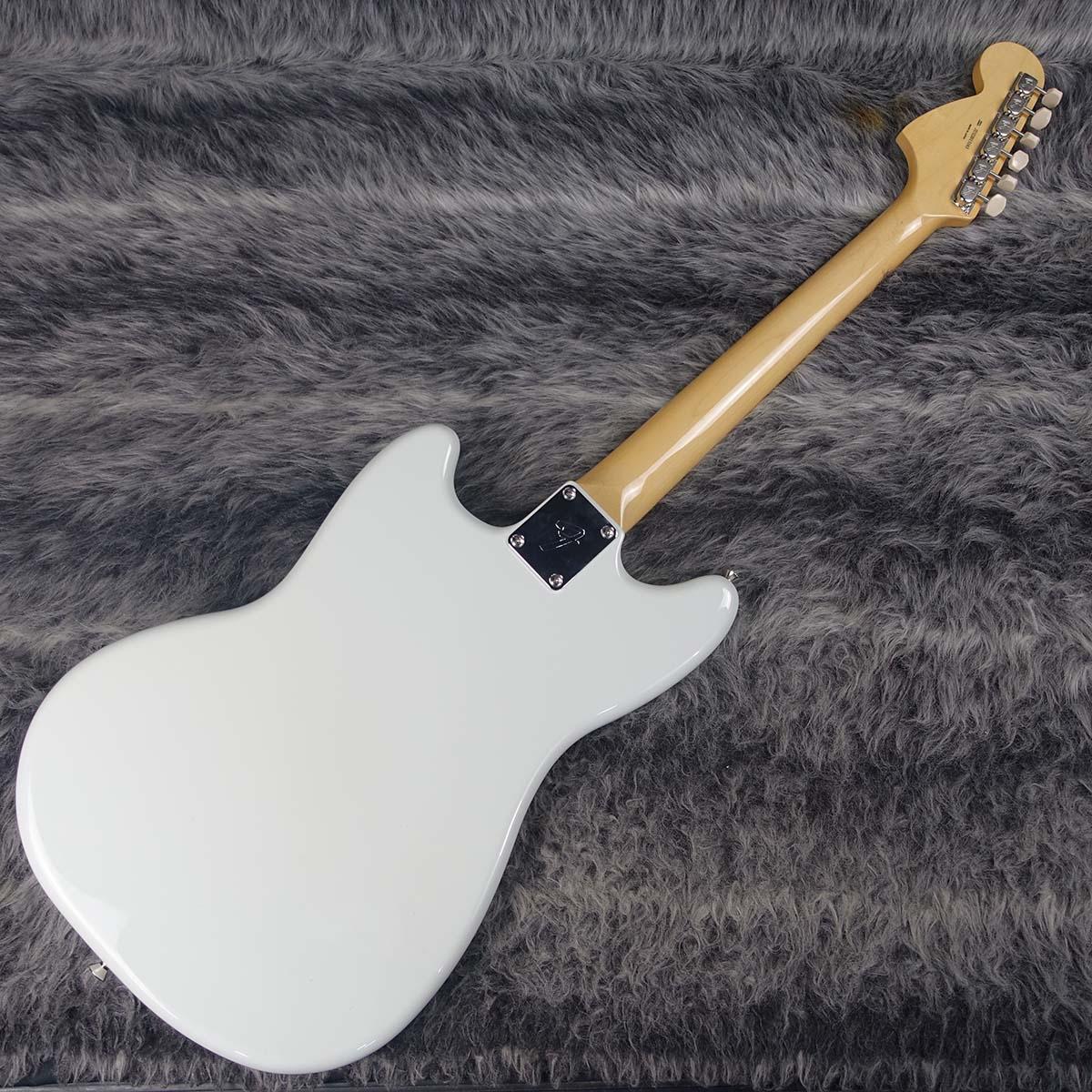 Made in Japan Traditional 60s Mustang Olympic White Fender