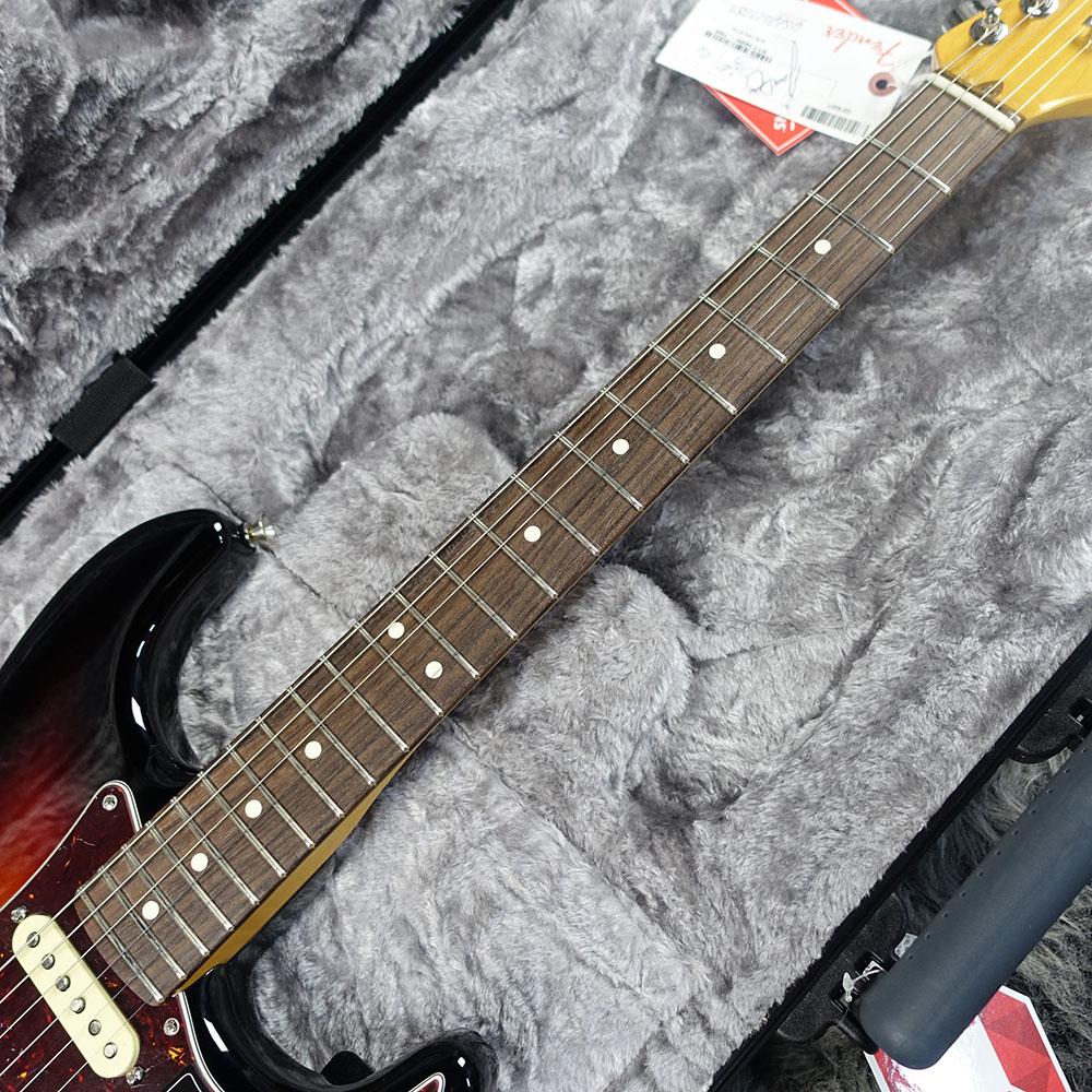 American Professional II Stratocaster 3-Color Sunburst Fender