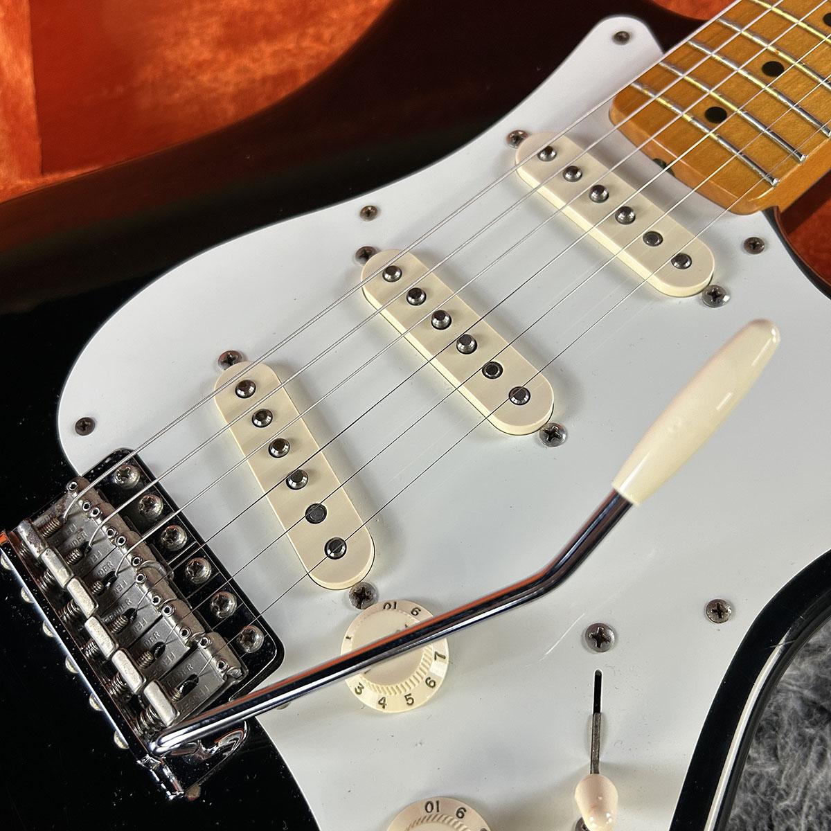 American Vintage '57 Stratocaster Thin Lacquer Black 2004 Fender