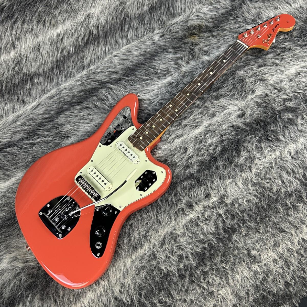 Fender Jaguar レッド エレキギター 改造前部品付属なし Fender Jaguar 改造例: 3PU化/プリセットロー・ハイカット配線/他