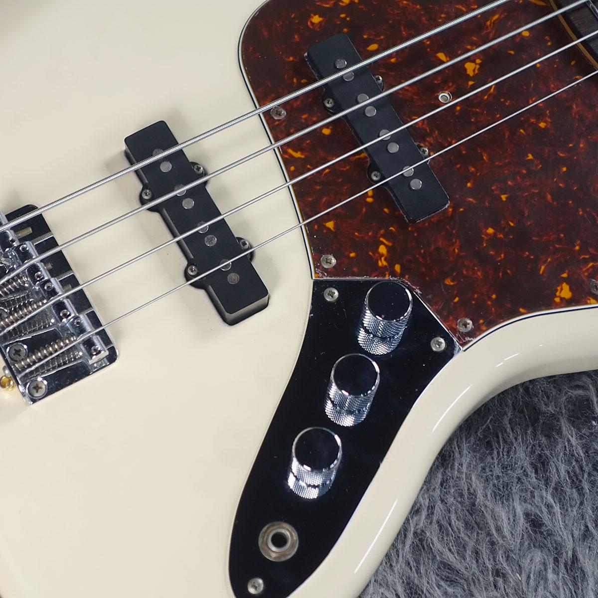 Standard Jazz Bass Fender エレクトリック・ベース JBタイプ 商品詳細