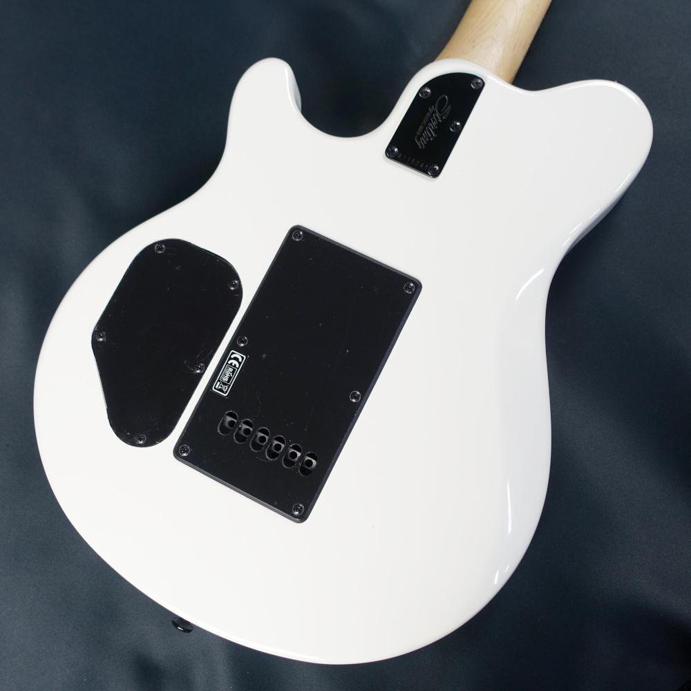 S.U.B. Series AX3S White Sterling by MUSIC MAN エレクトリック