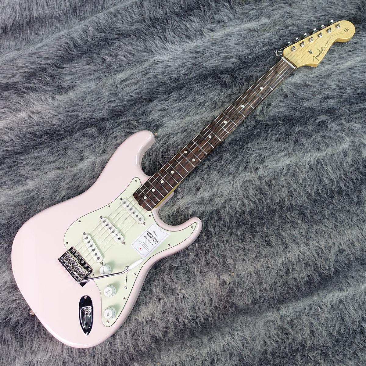 Made in Japan Traditional 60s Stratocaster Shell Pink Fender
