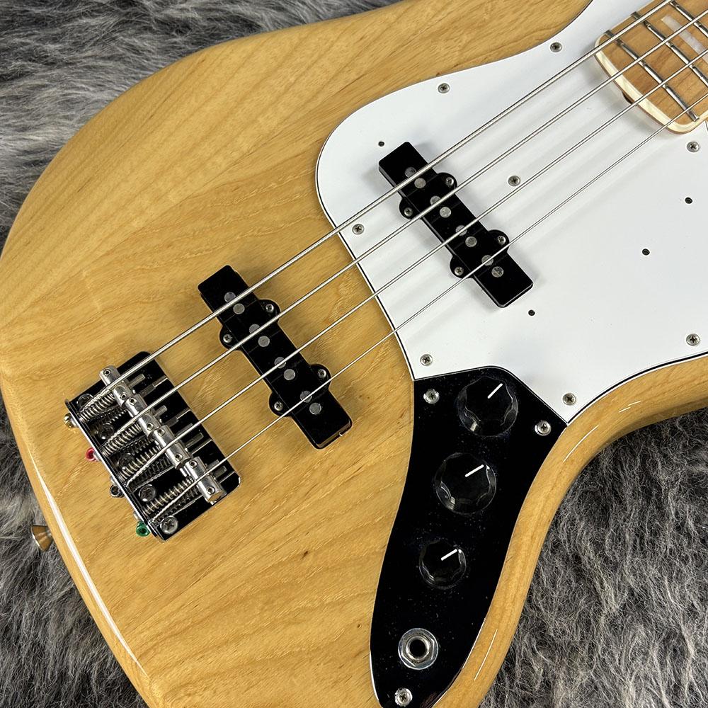 Made in Japan Traditional '70s Jazz Bass Natural Fender