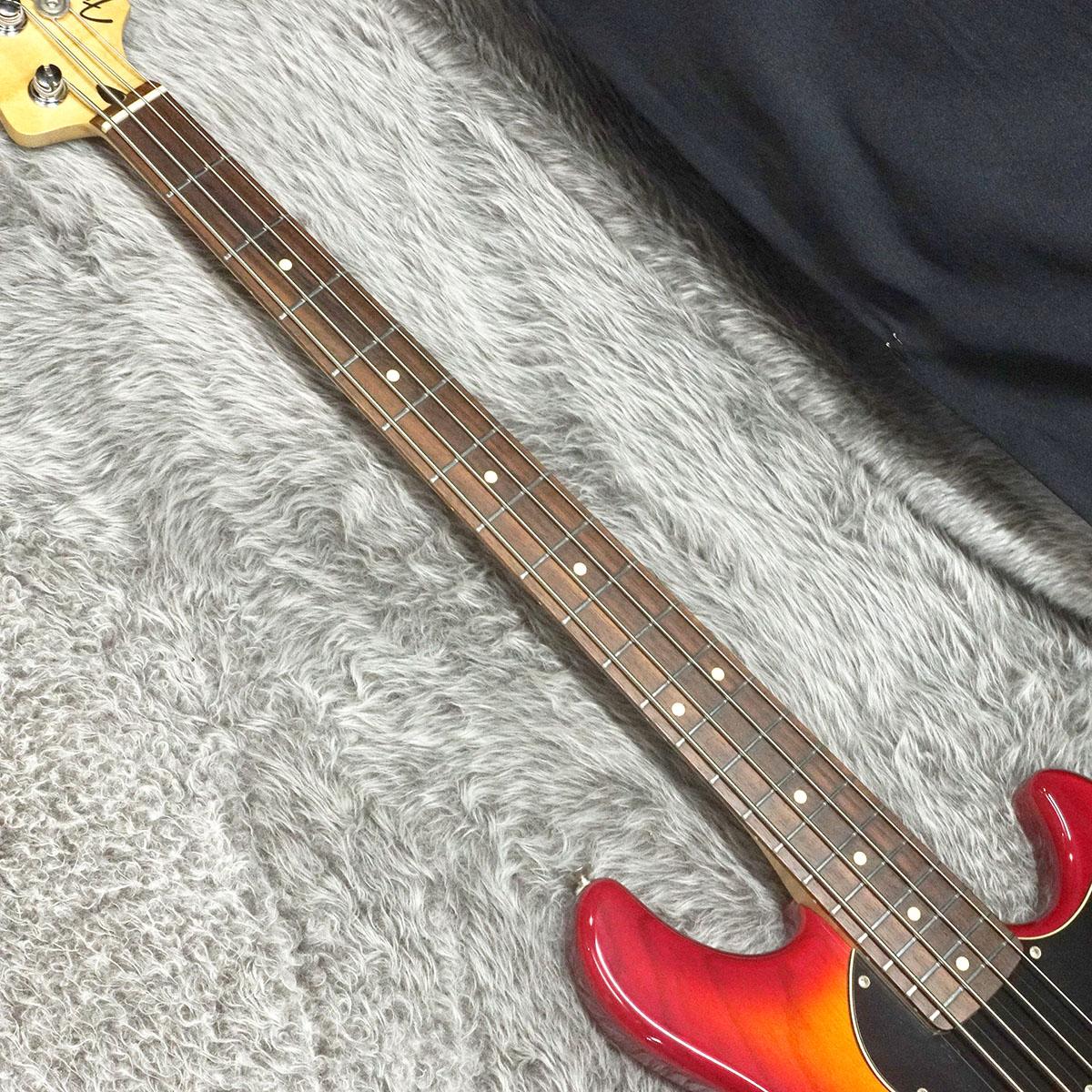 Deluxe Dimension Bass IV RW Aged Cherry Burst Fender Mexico