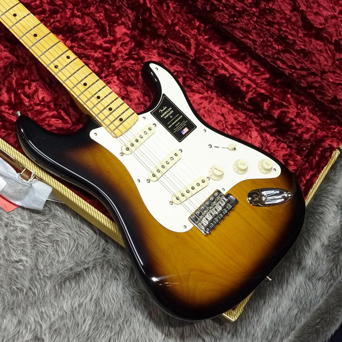 American Vintage II 1957 Stratocaster MN 2-Color Sunburst Fender