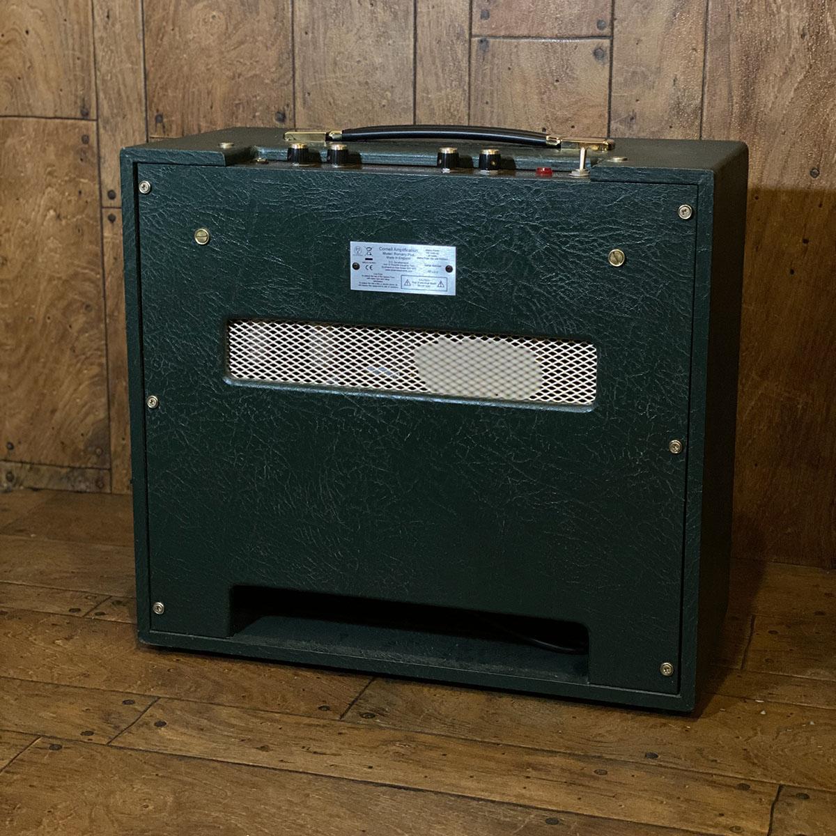 ギターアンプ　
ヤマハTHR30iiAワイヤレス Plexi Seven CORNELL ギター用アンプ/アンプシミュレーター ギター