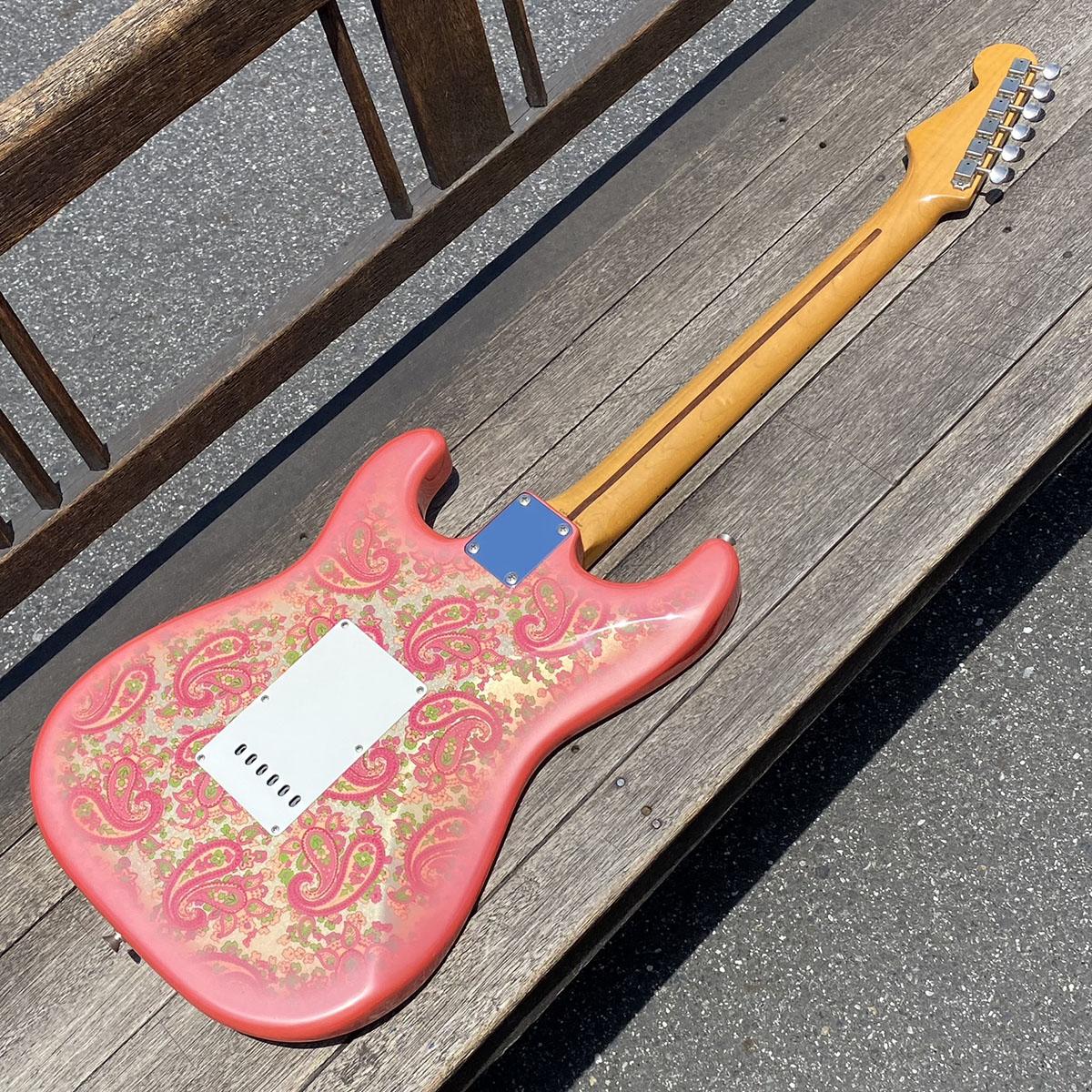 ST57-88 PRD Pink Paisley (Paisley Red) Fender Japan エレクトリック