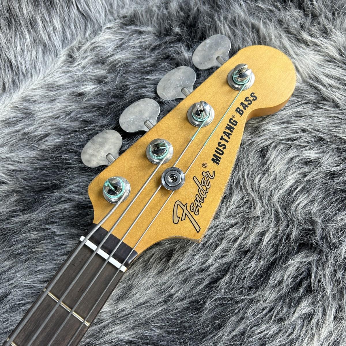JMJ Road Worn Mustang Bass Rosewood Fingerboard Faded Daphne Blue