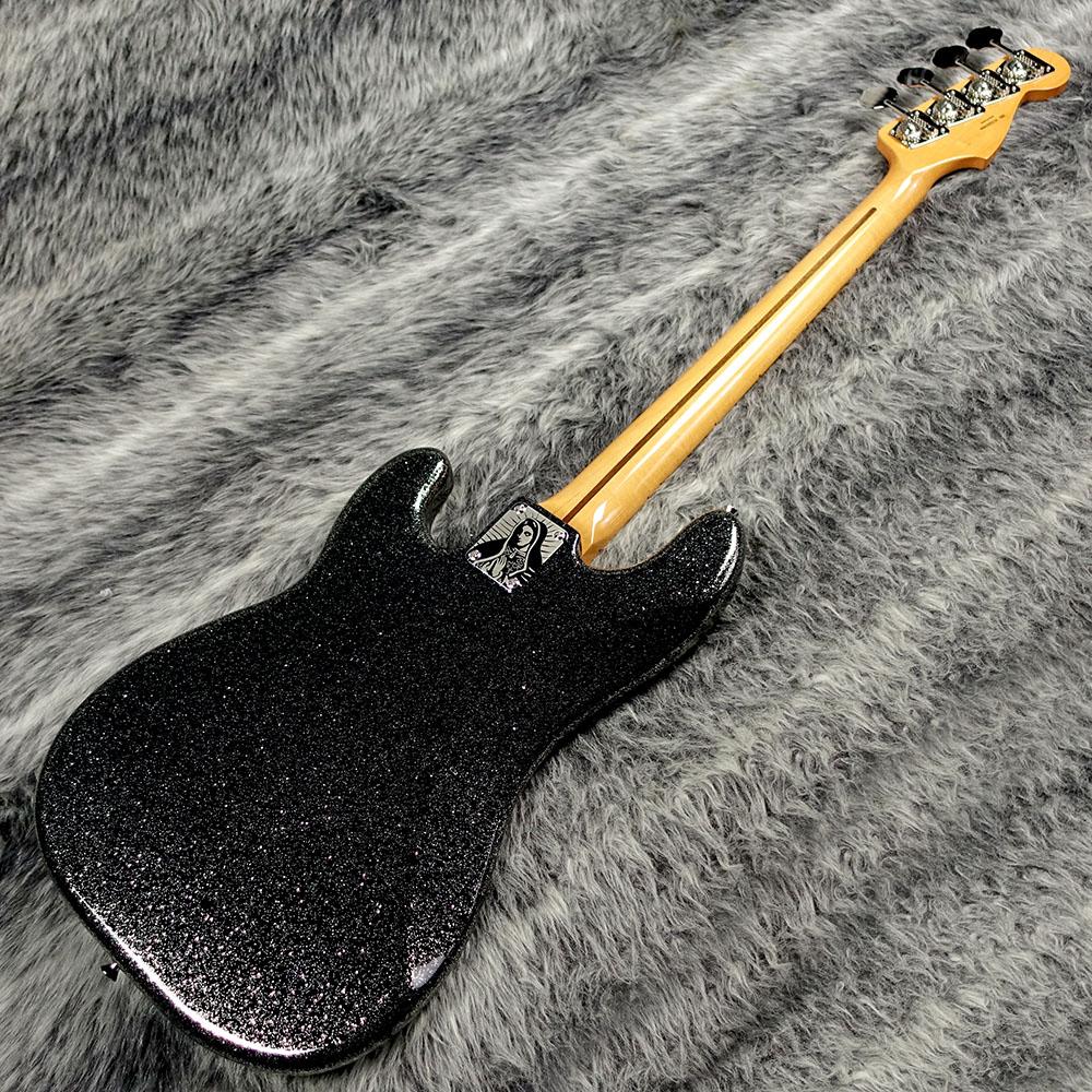 J Precision Bass Maple Fingerboard Black Gold Fender