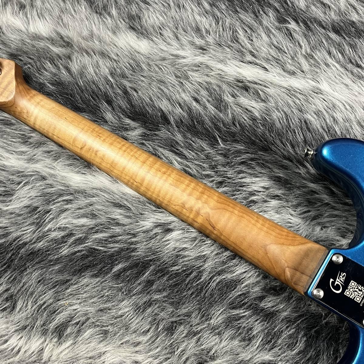 P801 Dark Night Mooer GTRS エレクトリックギター ストラトキャスター