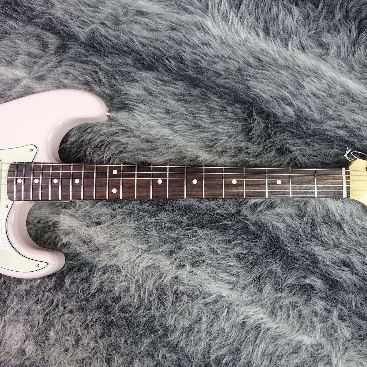 Made in Japan Traditional 60s Stratocaster Shell Pink Fender