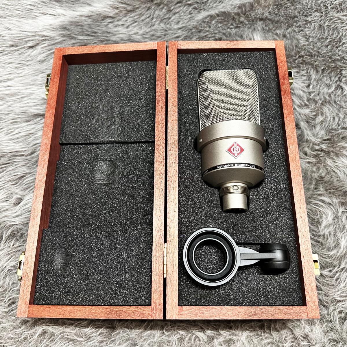 【Ruby　美品　真正品】Neumann TLM103 コンデンサーマイク NEUMANN TLM103 Studio set コンデンサーマイク ショックマウント付属