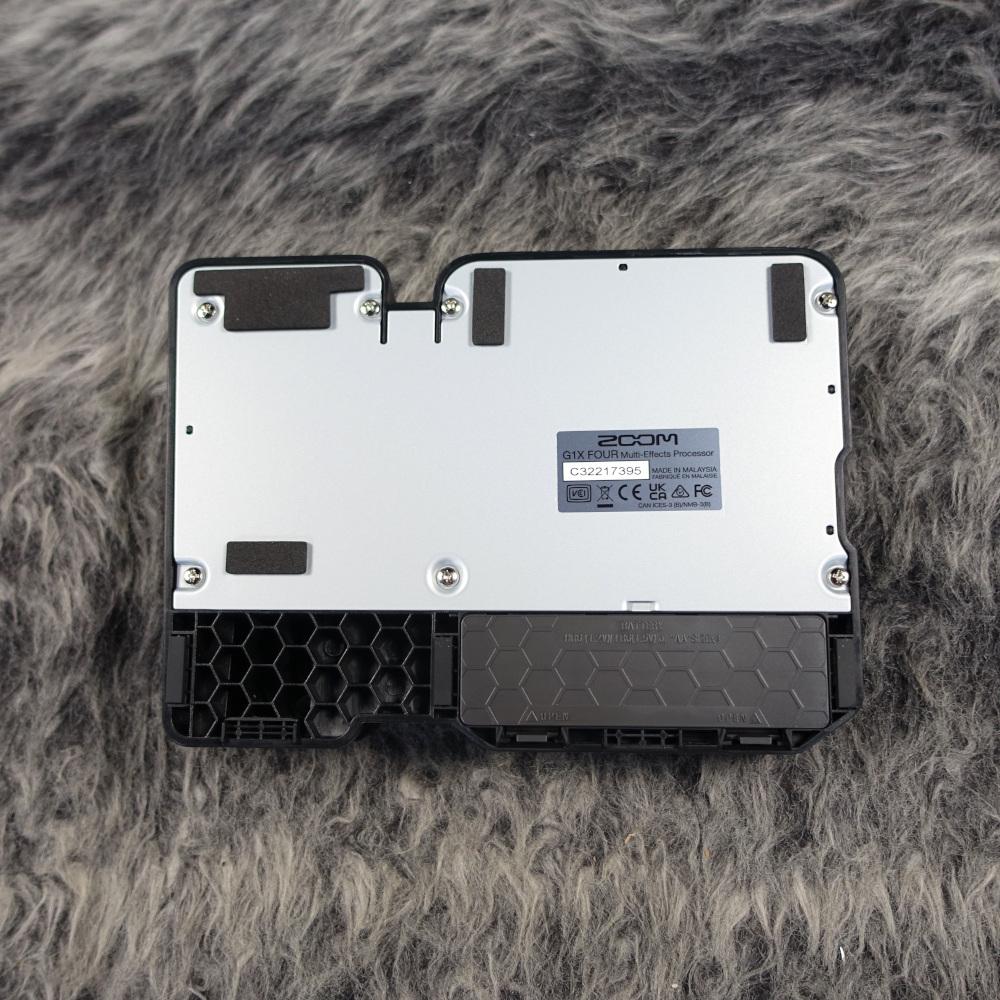 G1X FOUR ZOOM ギター用エフェクター マルチエフェクター 商品詳細