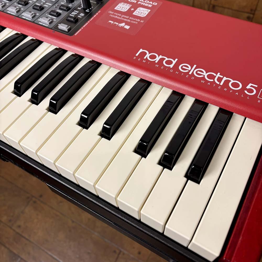 Nord ノード エレクトロ 5D 61 シンセサイザー キーボード 楽器 演奏 nord electro 5D 61鍵盤 Clavia Dmi シンセサイザー/キーボード その他