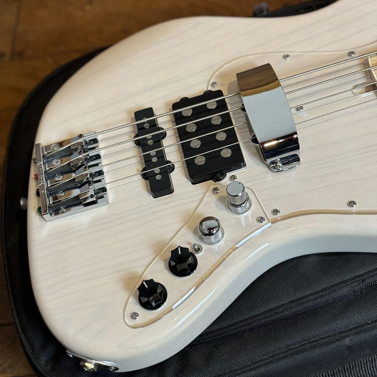 M245 Plus Custom Trans White ATELIER Z エレクトリック・ベース JB