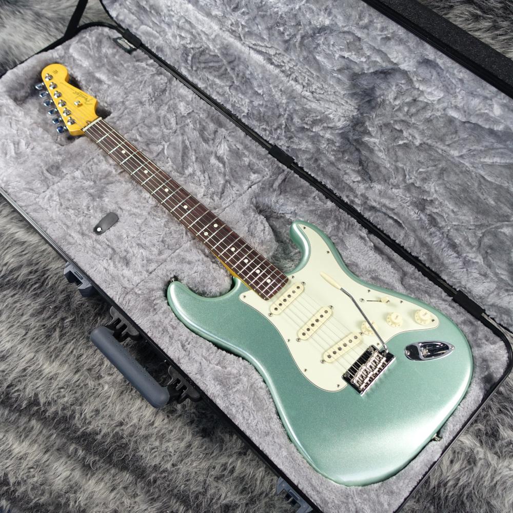 American Professional ll Stratocaster RW Mystic Surf Green Fender