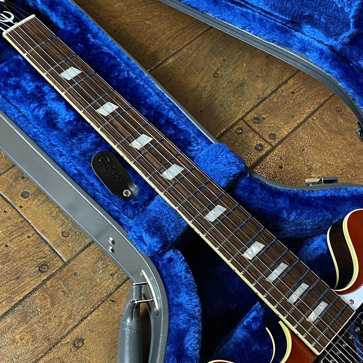 Limited Edition Elitist 1966 Custom Riviera Honey Burst Epiphone