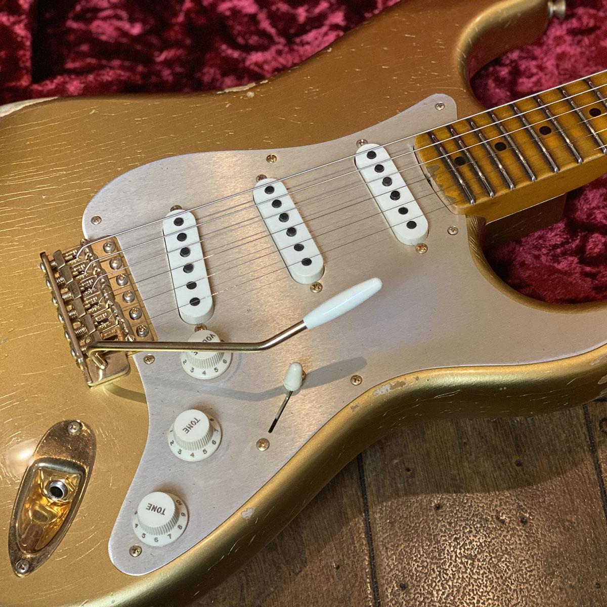 Limited Edition 1957 Stratocaster w/Gold Hardware Relic Aged HLE Limited Edition 1957 Stratocaster w/Gold Hardware Relic Aged HLE