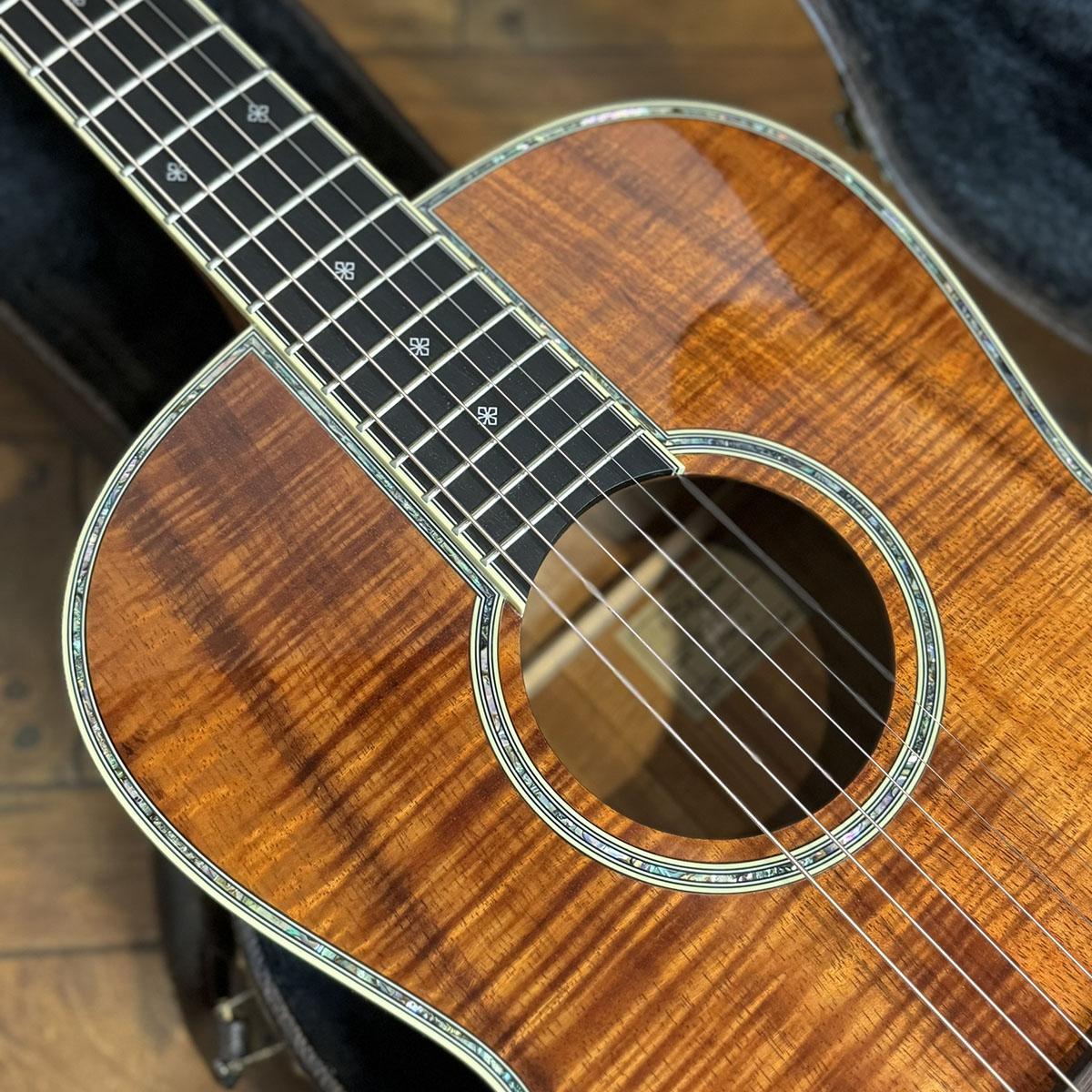 DSP400 All Solid Figured Hawaiian Koa Takamine アコースティック