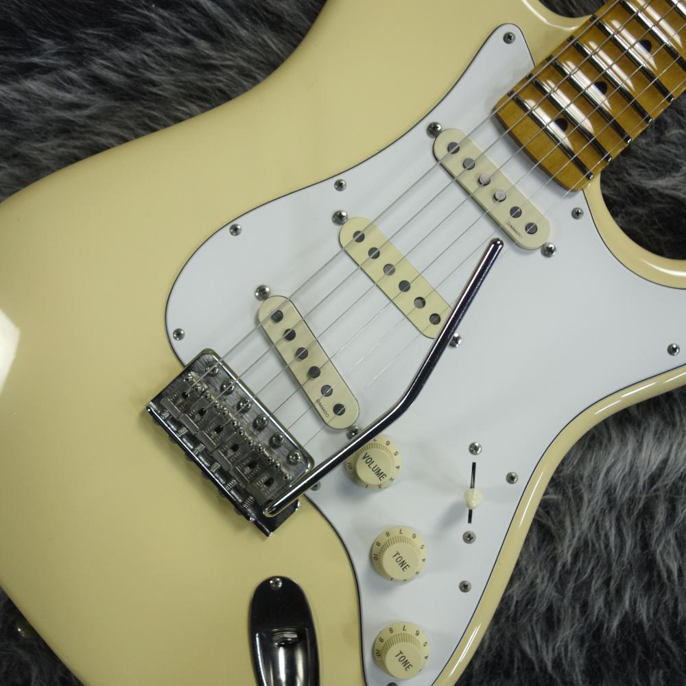 ST71-140YM Fender Japan エレクトリックギター ストラトキャスター