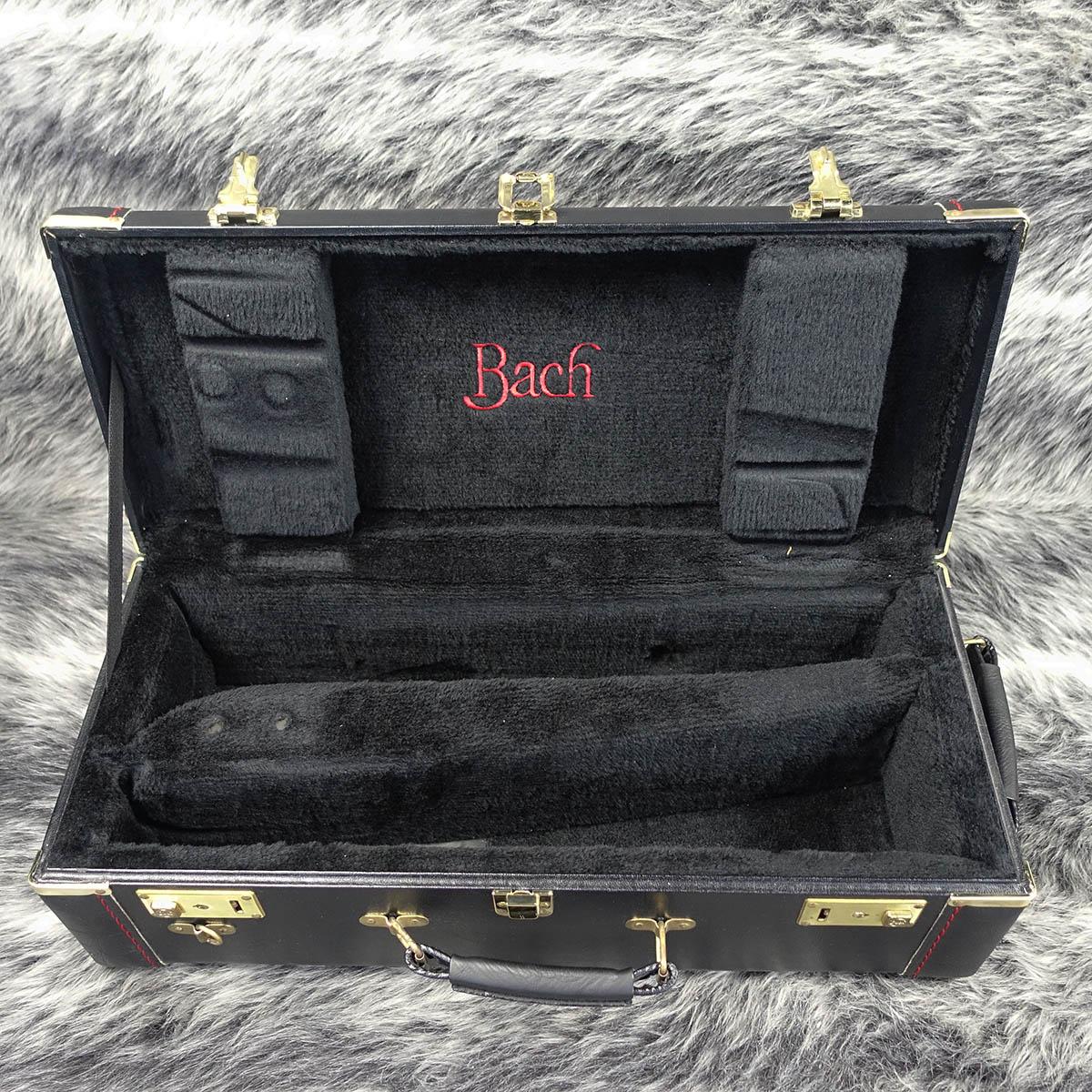 【良品】Bach トランペット 純正ハードケース TR600 良品】Bach トランペット ハードケース 純正 ダブルケース 鍵2本付き
