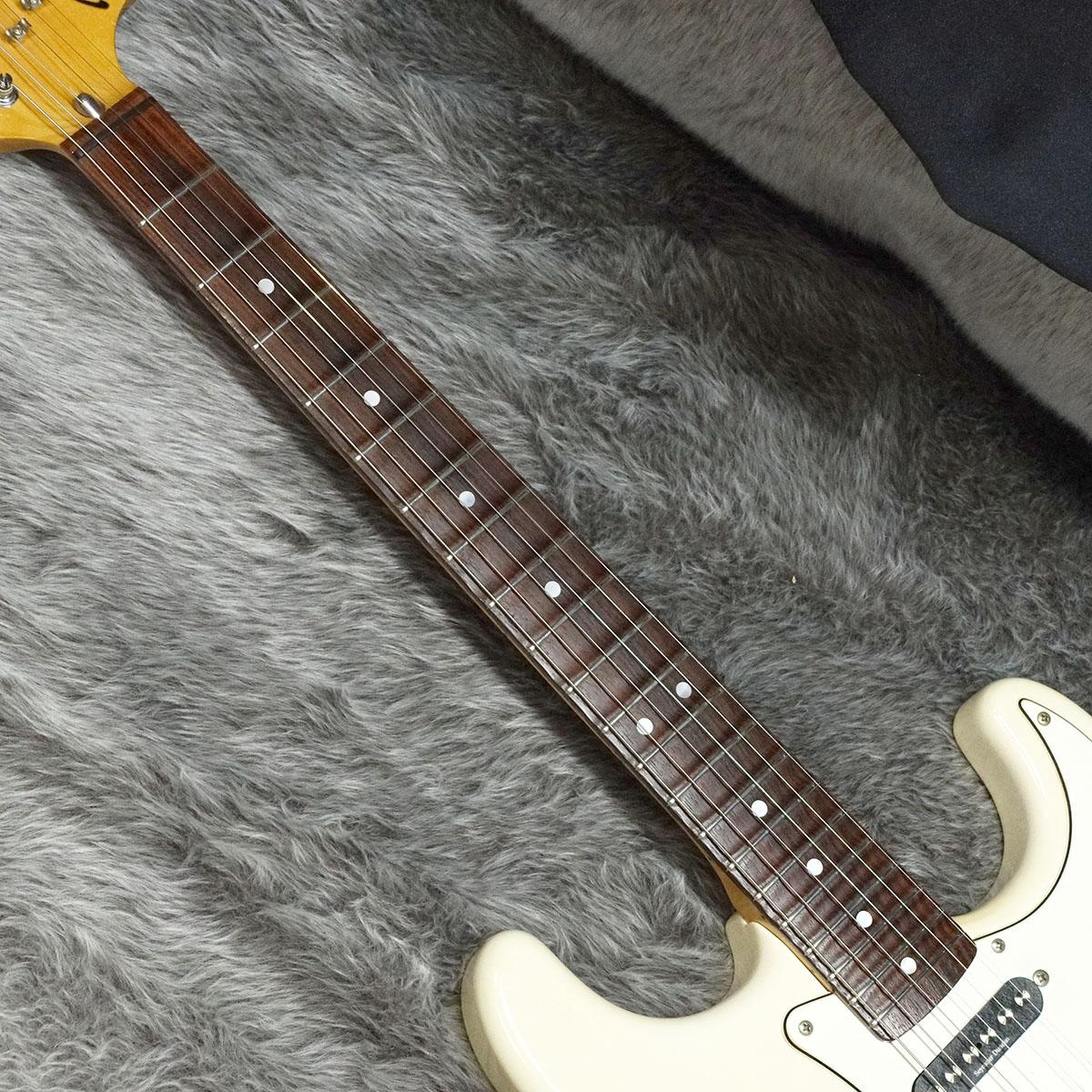 ST72-145RB Fender Japan エレクトリックギター ストラトキャスター