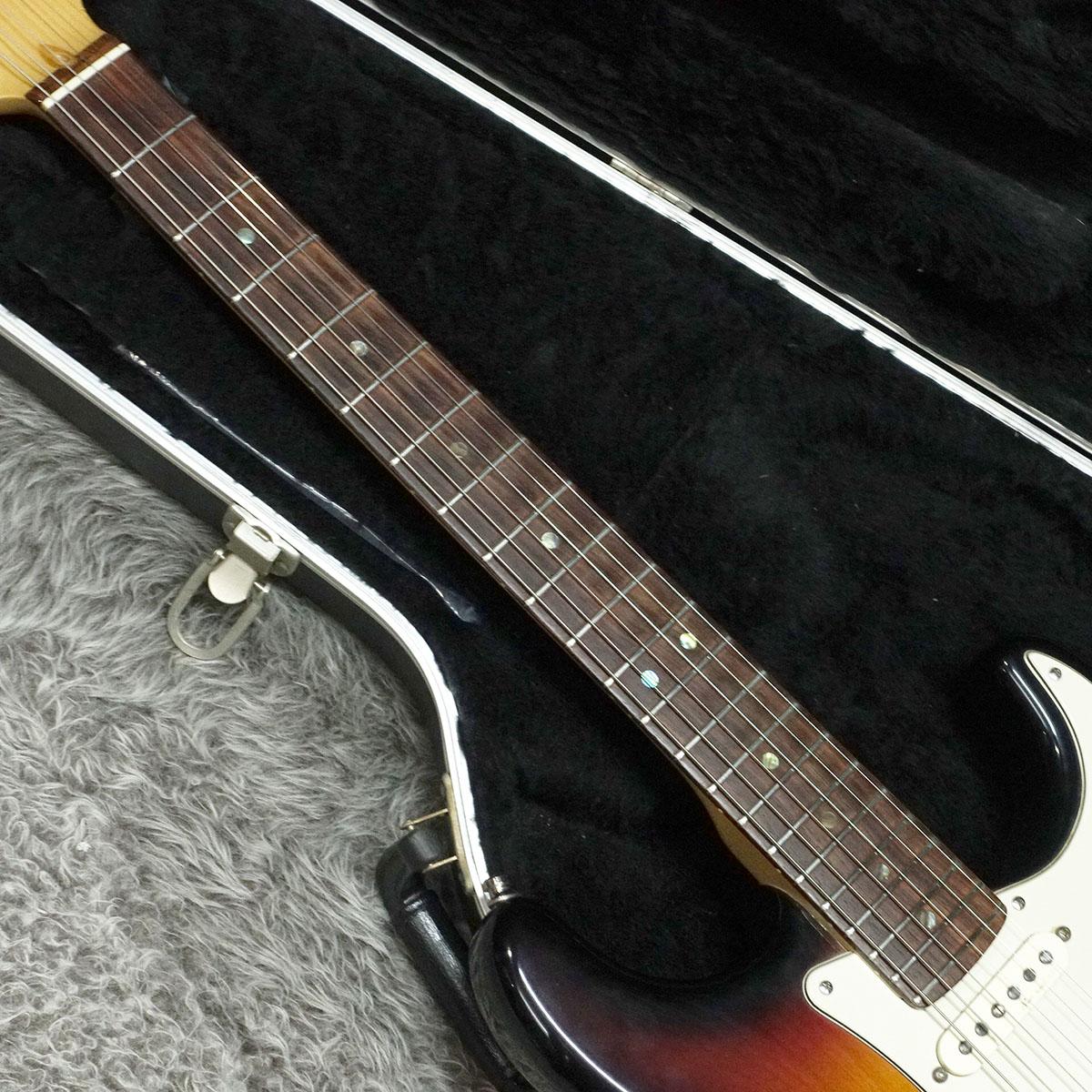 Fender USA アメリカンシリーズ　ストラトキャスター　2001年 American Deluxe Stratocaster RW 3-Color Sunburst 【2001年製