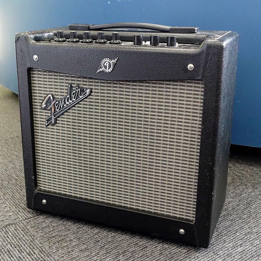 Mustang I V2 Fender ギター用アンプ/アンプシミュレーター ギター